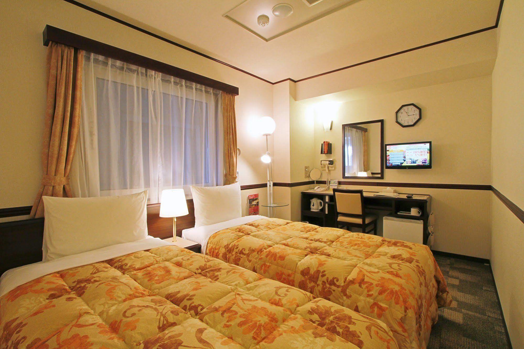 Toyoko Inn Shonan Kamakura Fujisawa-Eki Kita-Guchi Exterior photo